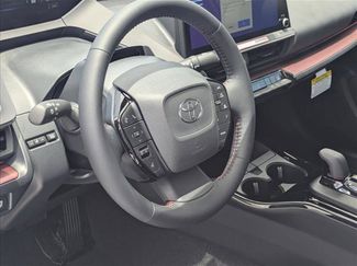 New 2026 Toyota Prius Plug-In Hybrid FWD video 3
