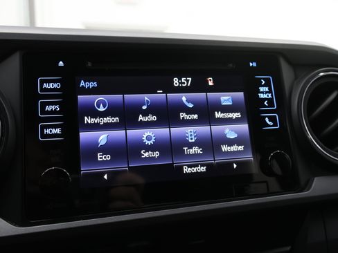 Used 2016 Toyota Tacoma TRD Off-Road image 41