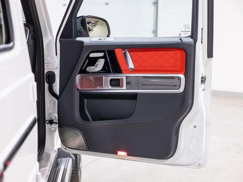 Used 2026 Mercedes-Benz G 63 AMG AMG G 63 - POLAR WHITE - DELIV image 27
