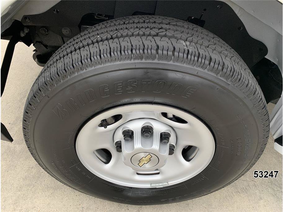Used 2025 Chevrolet Express 3500 LS RWD image 16