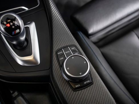 Used 2018 BMW M2 image 34