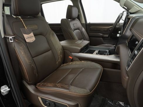 Used 2025 RAM 1500 Limited AWD/4WD image 51