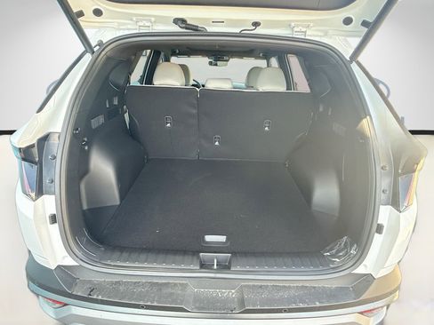 New 2026 Hyundai Tucson Limited image 21