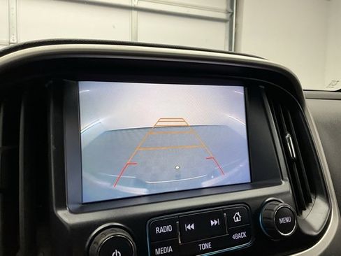 Used 2017 GMC Canyon SLE w/ SLE Convenience Package image 5