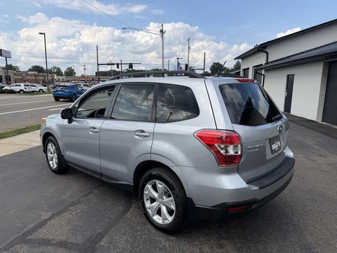 Used 2015 Subaru Forester 2.5i Premium AWD/4WD image 3