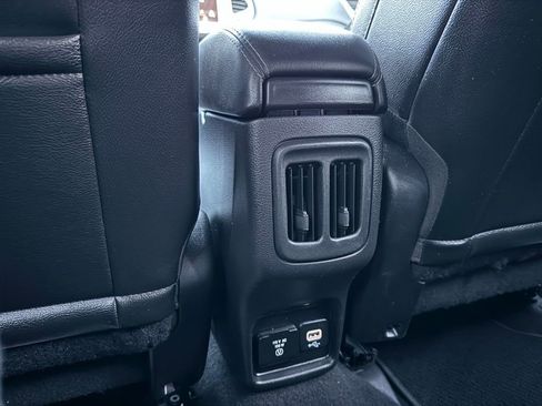 Used 2021 Jeep Compass 80th Special Edition image 25