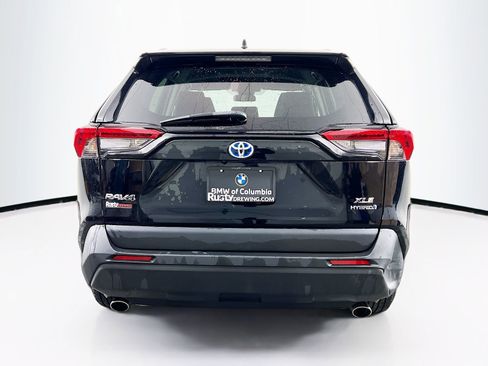 Used 2024 Toyota RAV4 XLE image 6