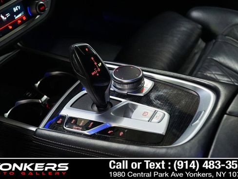 Used 2020 BMW 750i xDrive image 23