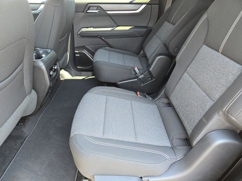 New 2026 GMC Acadia Elevation FWD image 21