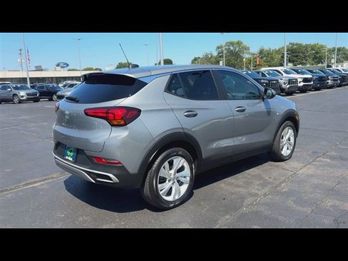 Certified 2024 Buick Encore GX Preferred w/ Comfort Package FWD image 8