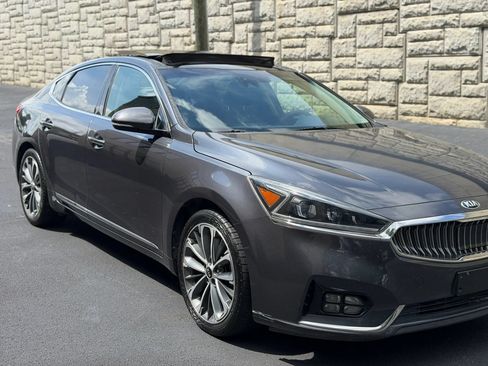 Used 2017 Kia Cadenza Technology FWD image 40