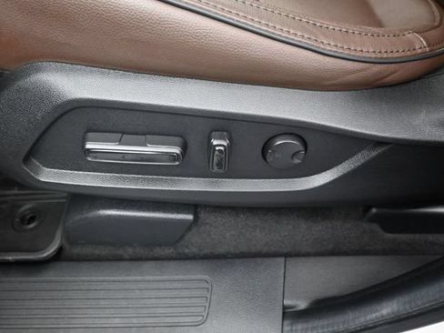 Certified 2025 Honda Pilot Elite image 23
