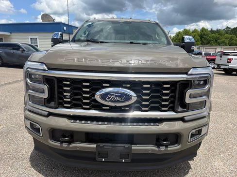 New 2026 Ford F450 Platinum w/ Platinum Plus Package AWD/4WD image 2