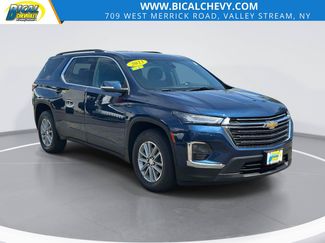 Used 2023 Chevrolet Traverse LT FWD video 1