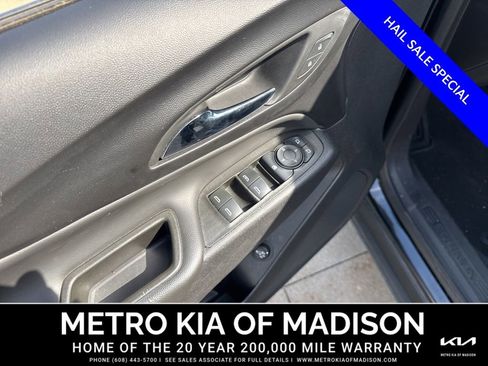 Used 2024 Chevrolet Equinox LT AWD/4WD image 11