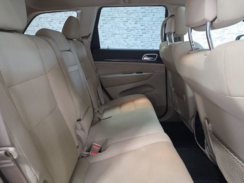 Used 2020 Jeep Grand Cherokee Laredo w/ 18" Wheel & 8.4" Radio Group image 13