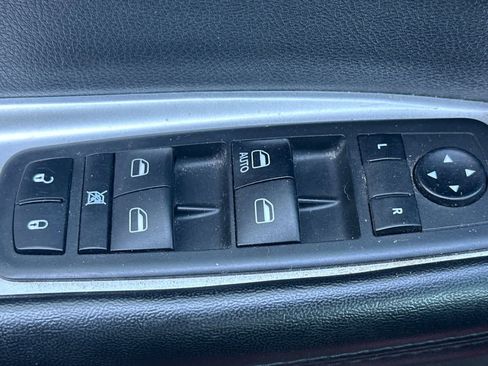 Used 2019 Dodge Journey SE AWD/4WD image 13