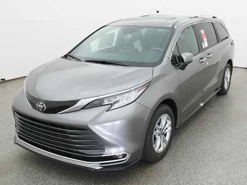 New 2026 Toyota Sienna Limited FWD image 16