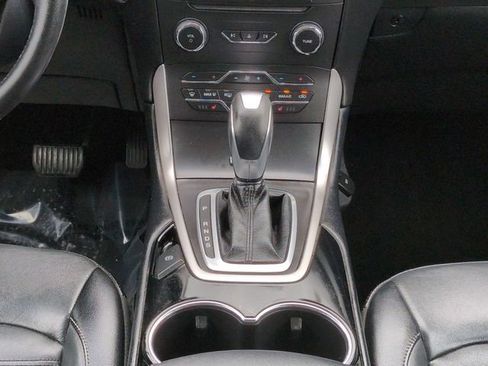 Certified 2018 Ford Edge SEL w/ Equipment Group 201A FWD image 20