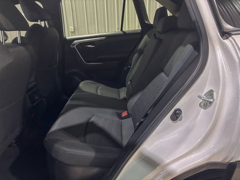 Used 2023 Toyota RAV4 SE image 25