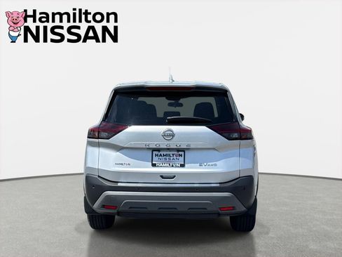 Used 2023 Nissan Rogue SV AWD/4WD image 3
