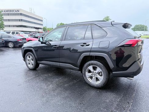 Used 2025 Toyota RAV4 XLE FWD image 3