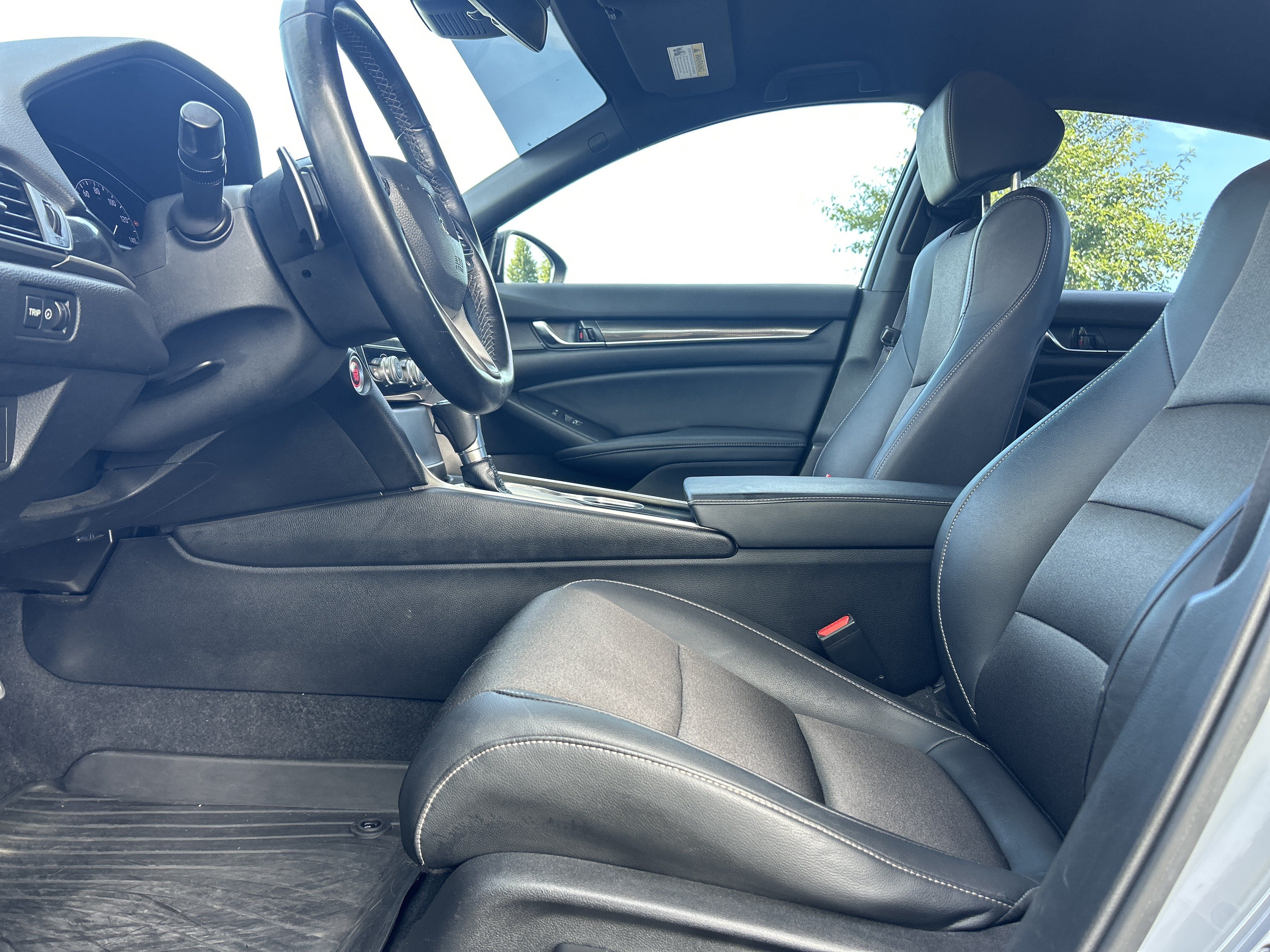 Certified 2022 Honda Accord Sport image 24