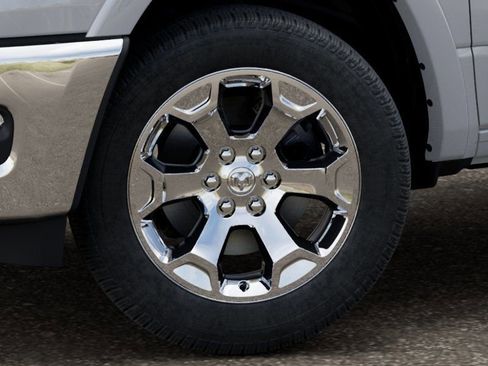 New 2026 RAM 1500 4x4 Crew Cab image 9