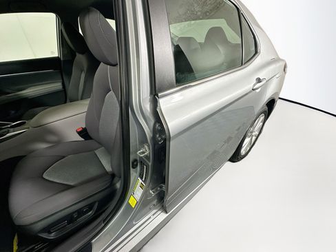 Used 2023 Toyota Camry LE FWD image 12