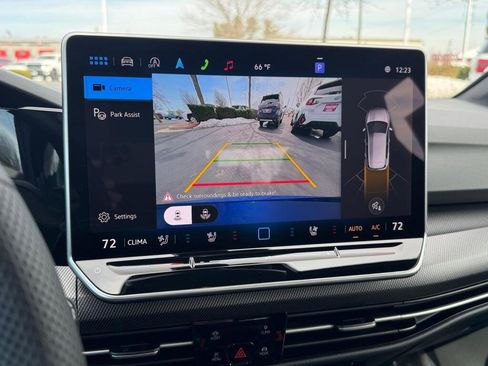 Used 2026 Volkswagen Golf 2.0T image 18