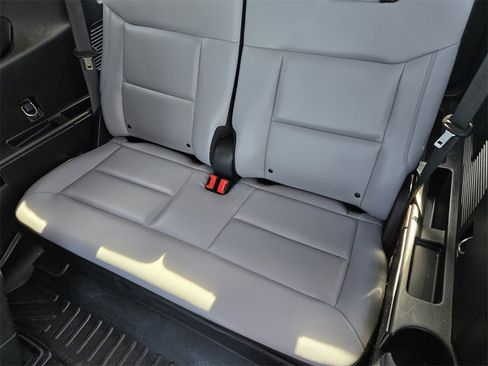 Used 2021 Ford Explorer XLT w/ Equipment Group 202A image 29