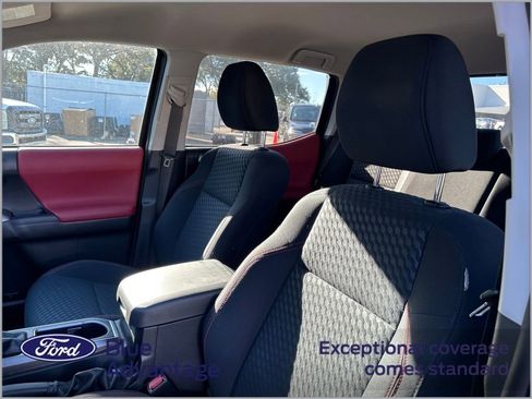 Used 2023 Toyota Tacoma image 10