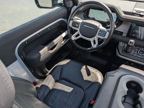 Used 2021 Land Rover Defender 90 First Edition AWD/4WD image 9