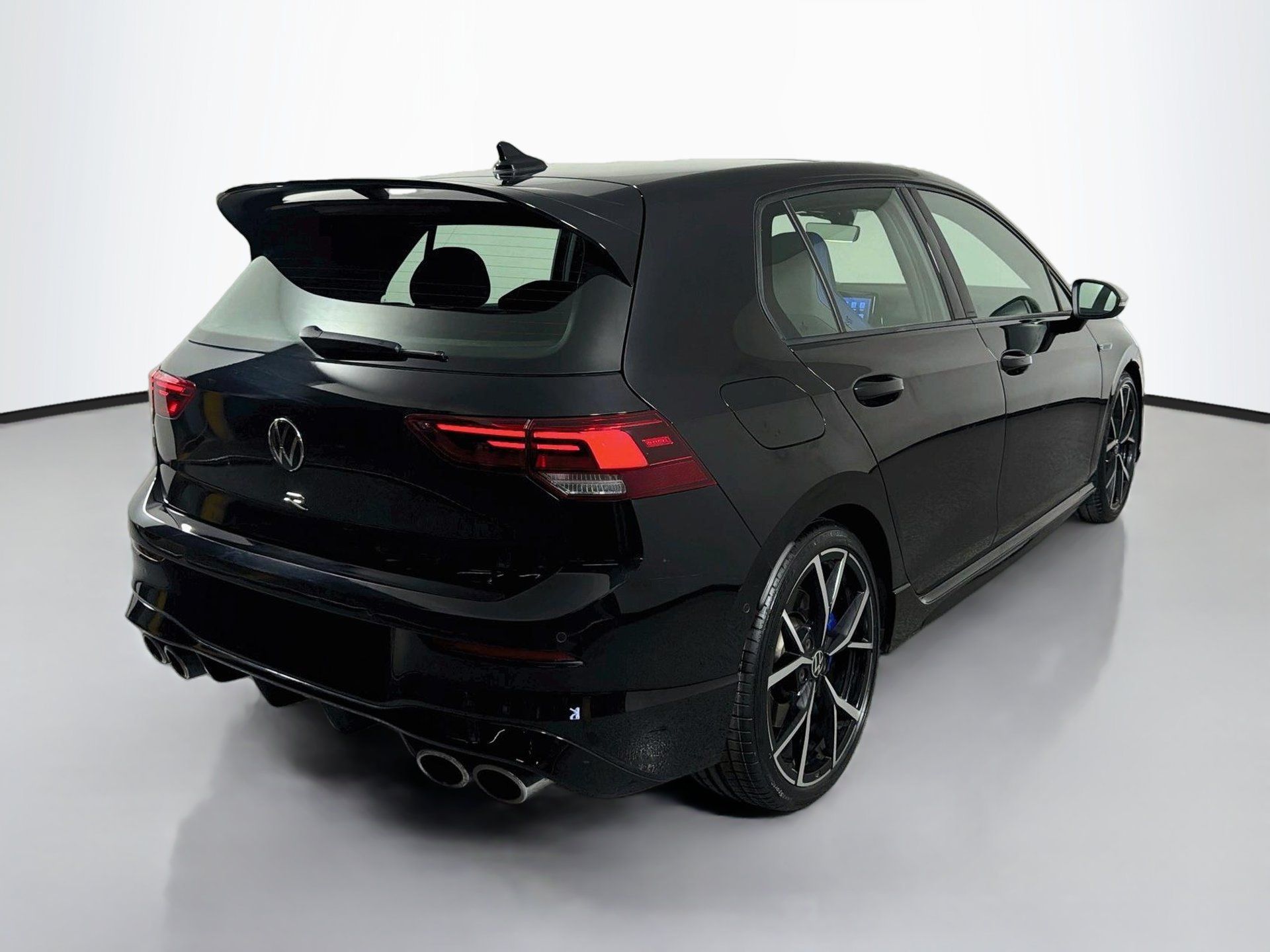 Used 2022 Volkswagen Golf R AWD/4WD image 5