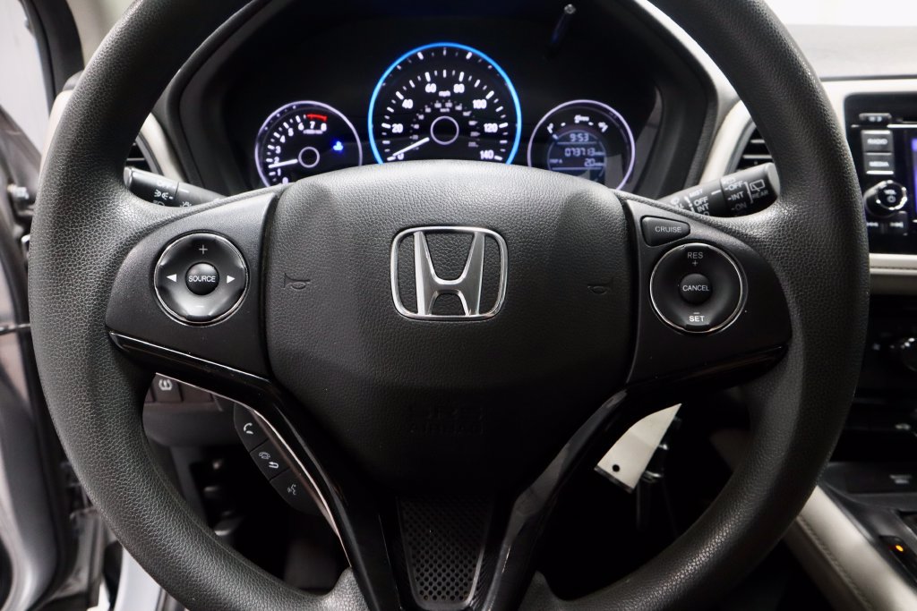 Used 2020 Honda HR-V LX image 30