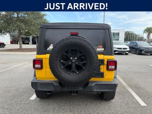 Used 2020 Jeep Wrangler Unlimited Sport AWD/4WD image 2