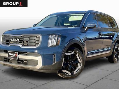 Used 2023 Kia Telluride S