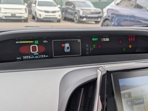 Used 2021 Toyota Prius Prime XLE w/ Carpet Mat Package (TMS) image 21