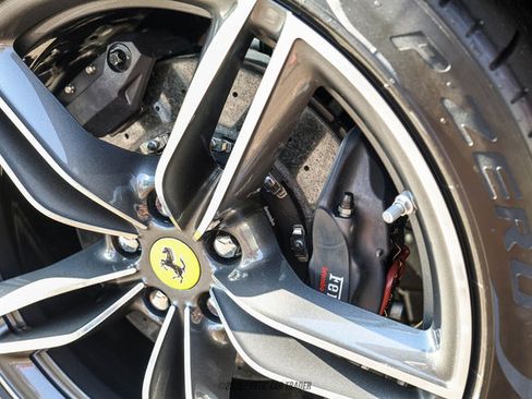 Used 2025 Ferrari Roma Spider RWD image 68