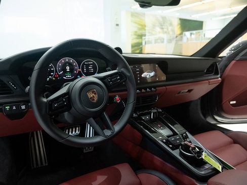 Used 2025 Porsche 911 Carrera GTS image 13