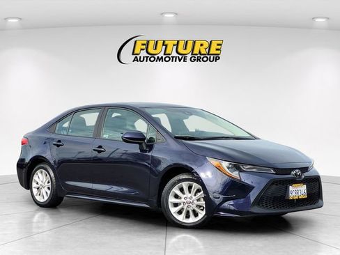 Used 2022 Toyota Corolla LE w/ LE Convenience Package image 1