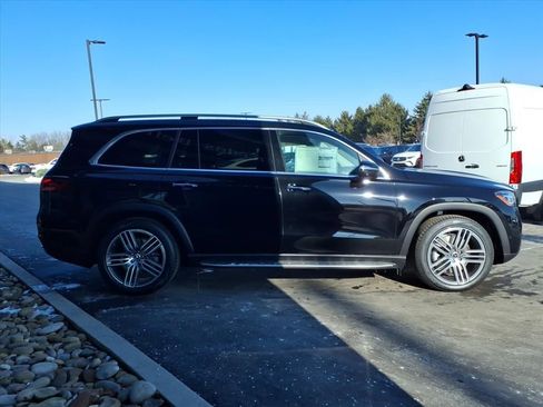 Used 2026 Mercedes-Benz GLS 450 4MATIC image 7