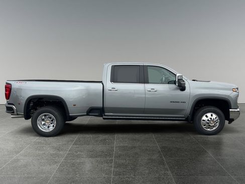 New 2026 Chevrolet Silverado 3500 LTZ w/ LTZ Plus Package image 8