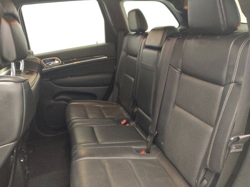 Used 2014 Jeep Grand Cherokee Overland w/ Advanced Technology Group image 18
