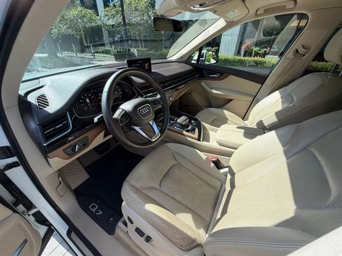 Used 2017 Audi Q7 3.0T Premium Plus w/ Premium Plus Package AWD/4WD image 11