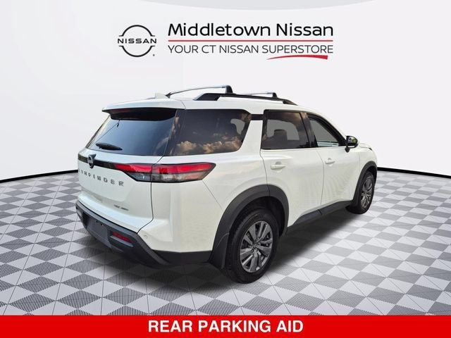 Certified 2024 Nissan Pathfinder SV AWD/4WD image 4
