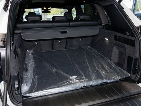 Used 2026 BMW X5 xDrive40i w/ Premium Package image 11