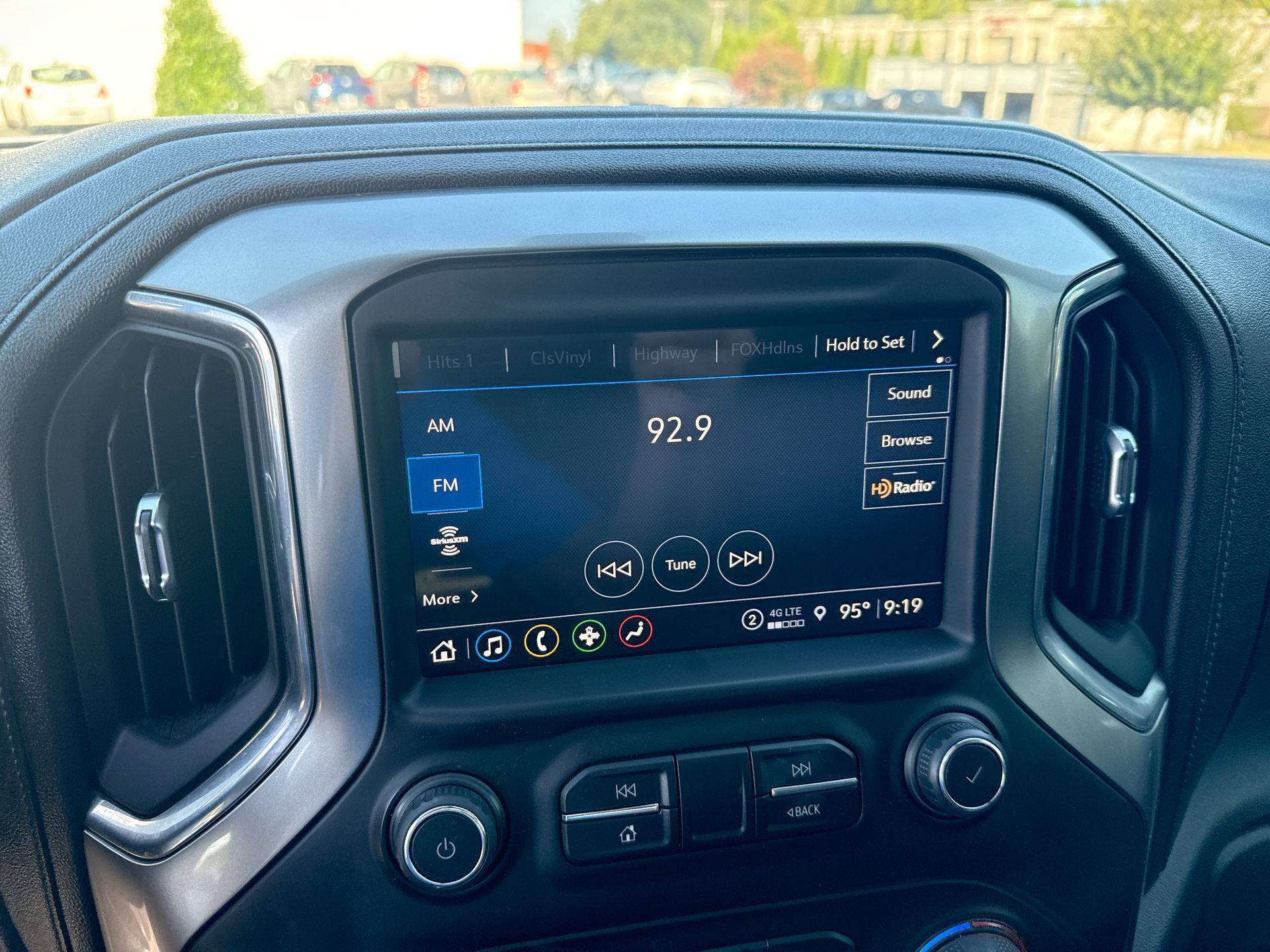 Used 2021 Chevrolet Silverado 1500 RST w/ All Star Edition Plus AWD/4WD image 17