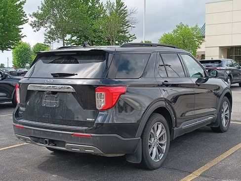 Used 2020 Ford Explorer XLT w/ Equipment Group 202A AWD/4WD image 5