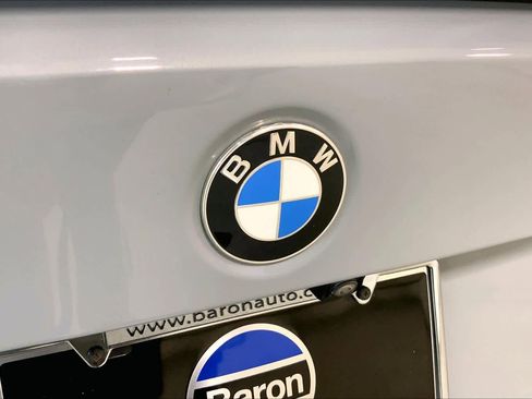 Used 2021 BMW M3 Competition w/ M Carbon Exterior Package image 30